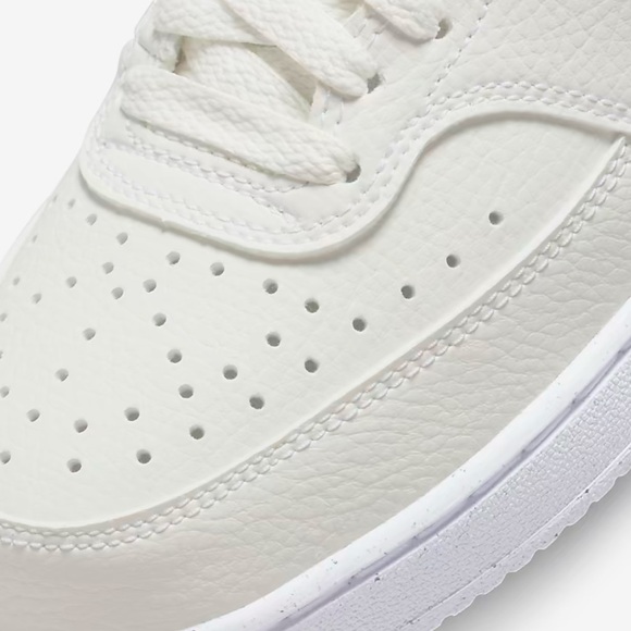 Nike WMNS Court Vision Low Next
Nature
Sail/White/Malachite
Shoes
FQ8892-133 - Picture 11 of 16